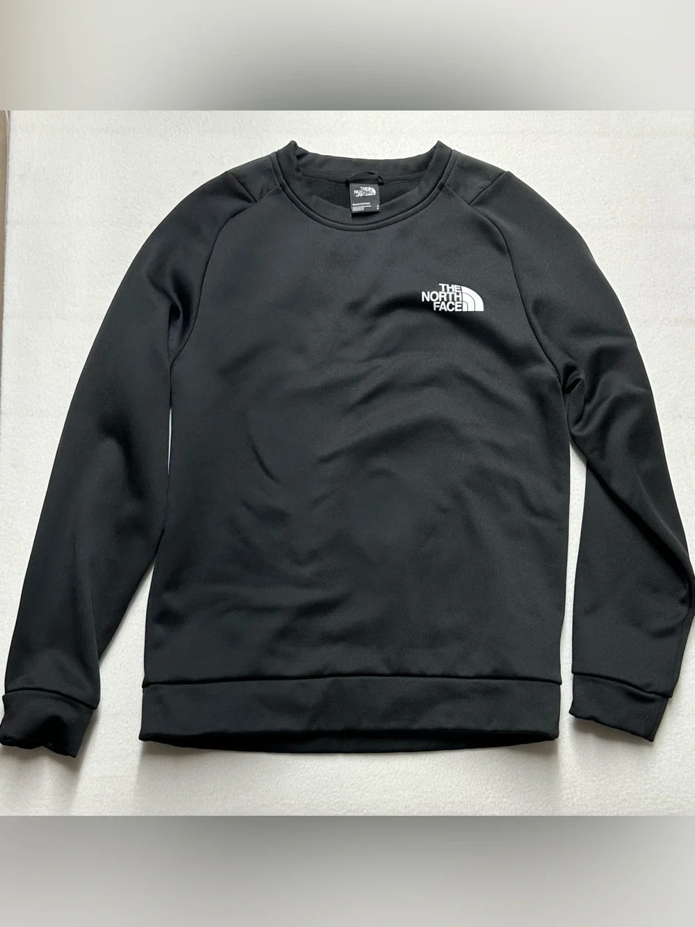 The North Face Men’s Small Black Crewneck Performance Sweatshirt Pullover